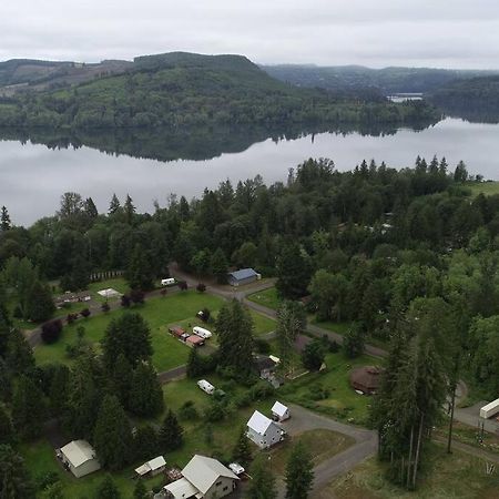 Romantic Cozy Cabin Walk To Lake Hot Tub Bikes Kayaks Grill Onalaska Eksteriør billede